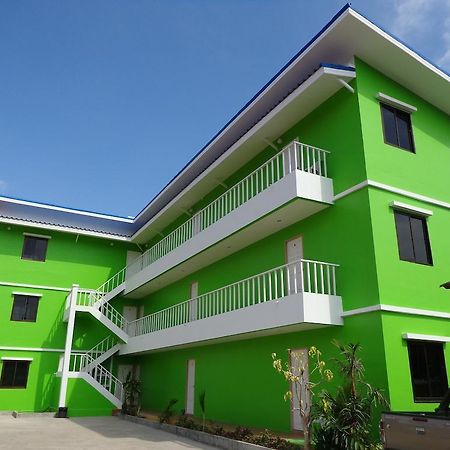 Apartamento Pranee Mansion Airport Ban Bo Han Exterior foto