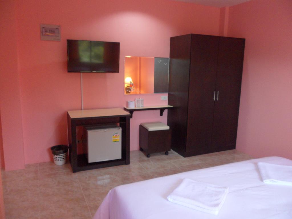 Apartamento Pranee Mansion Airport Ban Bo Han Habitación foto