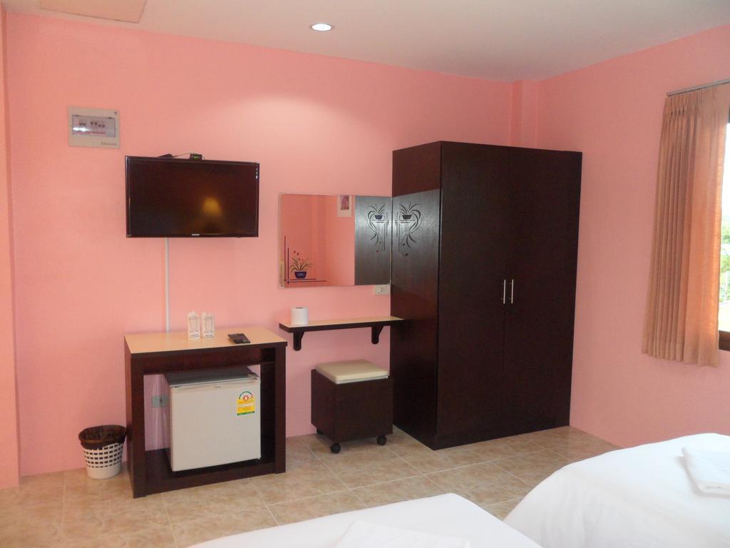 Apartamento Pranee Mansion Airport Ban Bo Han Habitación foto