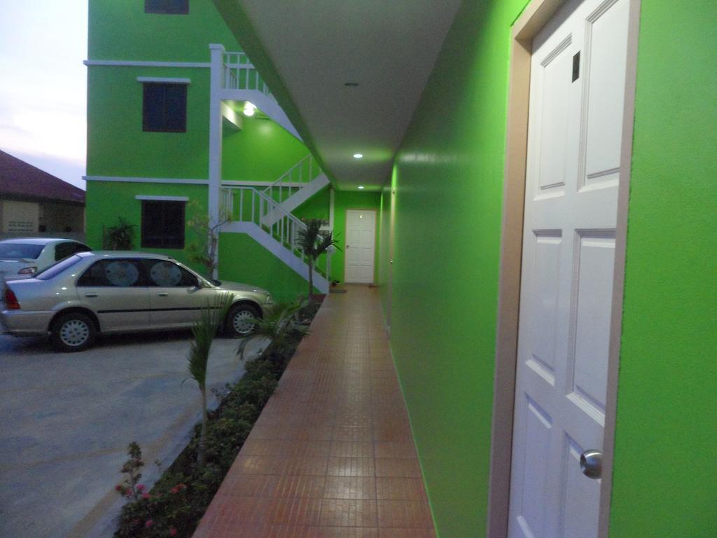 Apartamento Pranee Mansion Airport Ban Bo Han Exterior foto