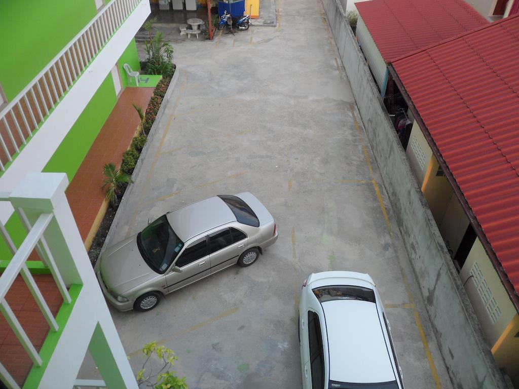 Apartamento Pranee Mansion Airport Ban Bo Han Exterior foto
